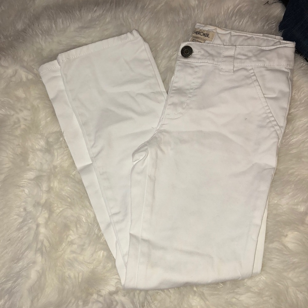 White skinny jeans